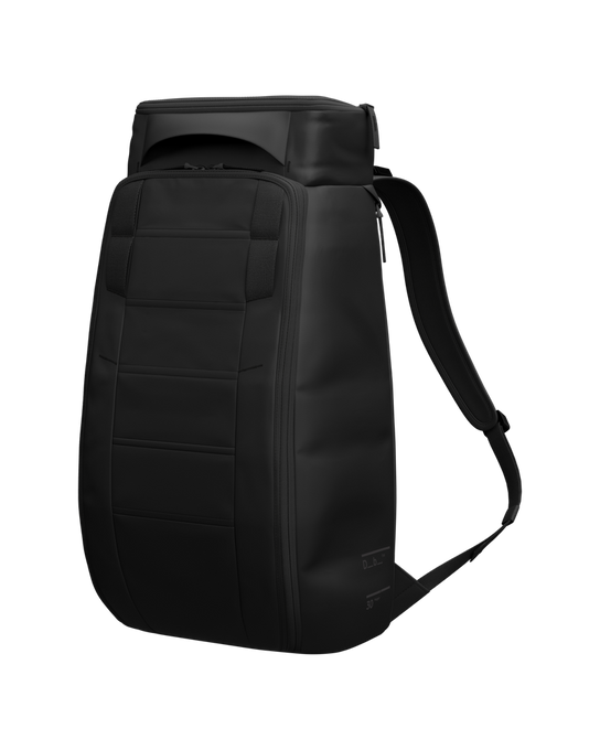 DB Hugger Backpack 30L Black Out - 2025/26