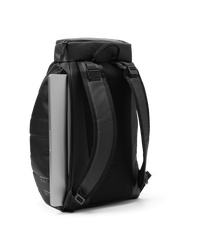 DB Hugger Backpack 25L Black Out - 2025/26