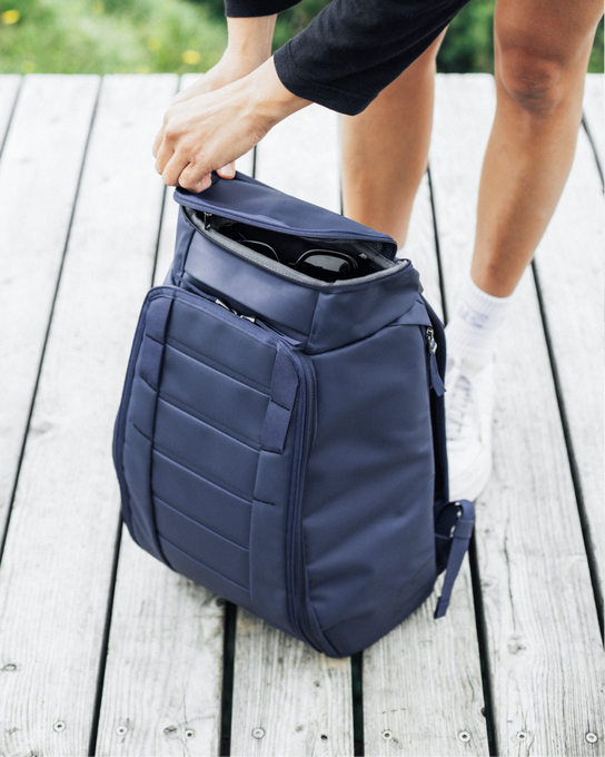 DB Hugger Backpack 25L Blue Hour - 2025/26